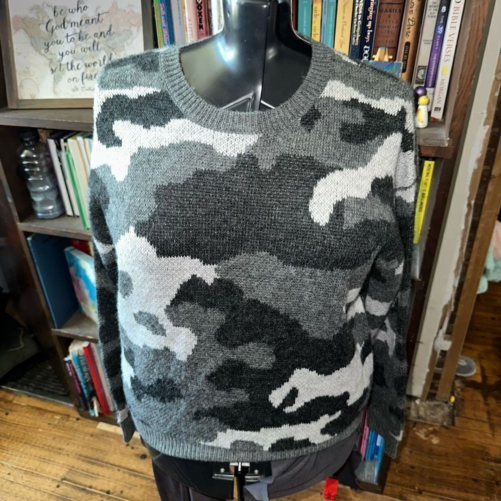 Lucky Brand black gray cozy camo S oversized sweater